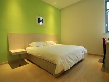 Motel 168 Shanghai Pudong Huinan Metro Station Tesco Екстер'єр фото